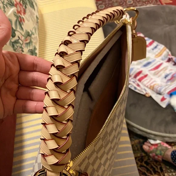 Louis Vuitton Cream and Tan Hobo Bag - Picture 11 of 11